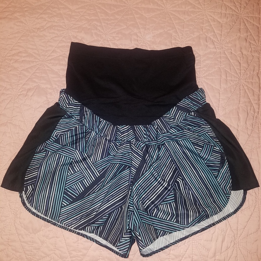 a:glow Active Maternity Shorts